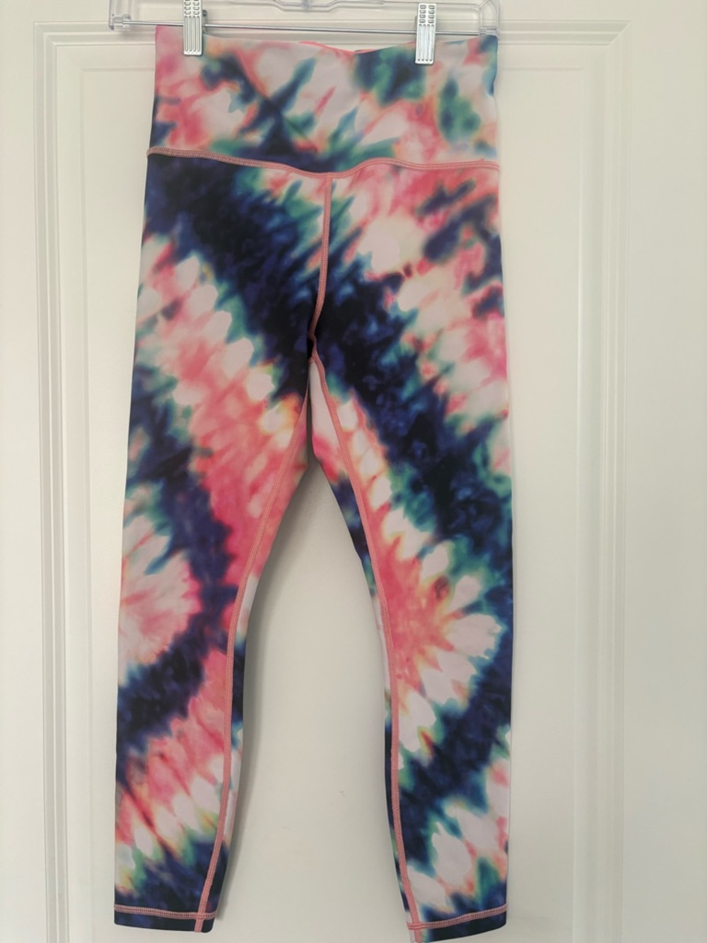 Athleta elation 7/8 leggings tye dye size S